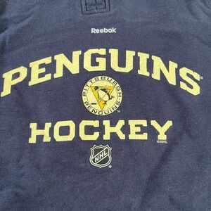 Reebok Women's Pittsburgh Penguins NHL Winter Classic 2011 Hoodie